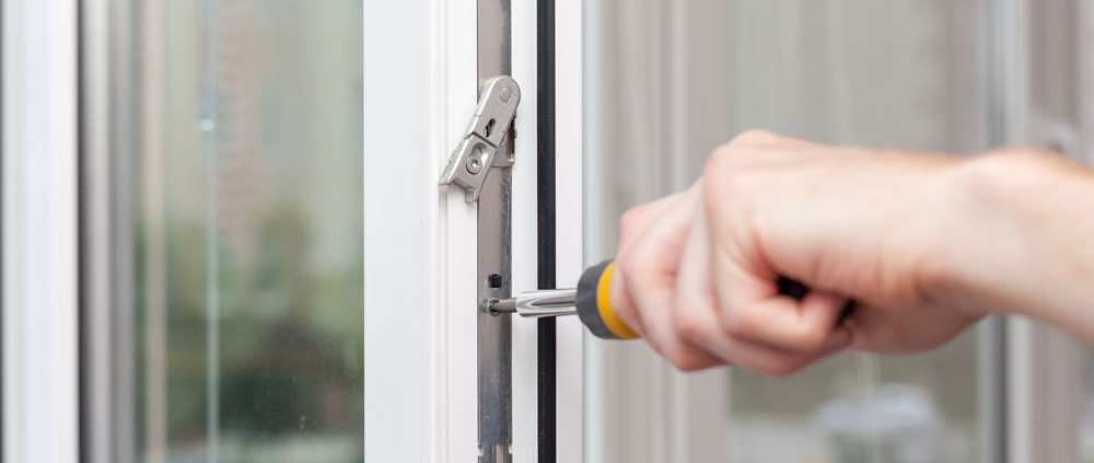 رگلاژ پنجره دوجداره