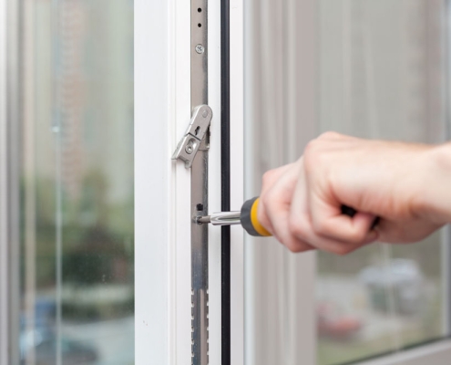 رگلاژ پنجره دوجداره