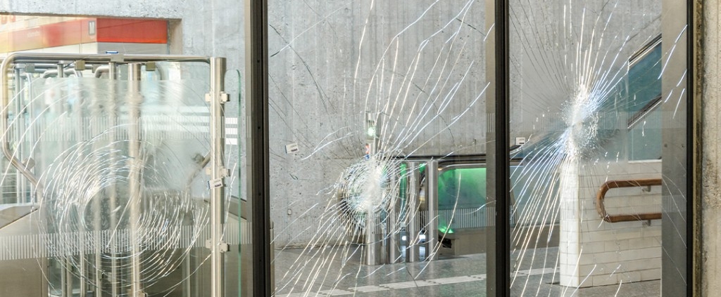 پنجره دوجداره ضد سرقت