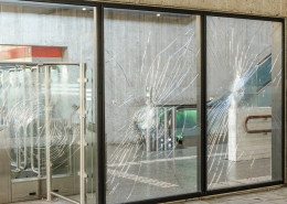 پنجره دوجداره ضد سرقت