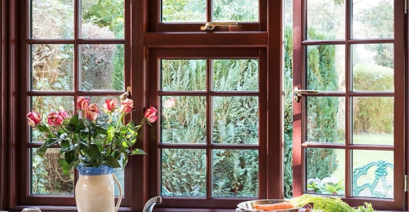 پنجره دوجداره چوبی