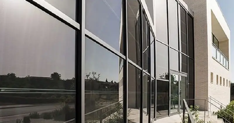 تفاوت کرتین وال و ترمال بریک؛ راهنمای کامل انتخاب نمای مدرن ساختمان